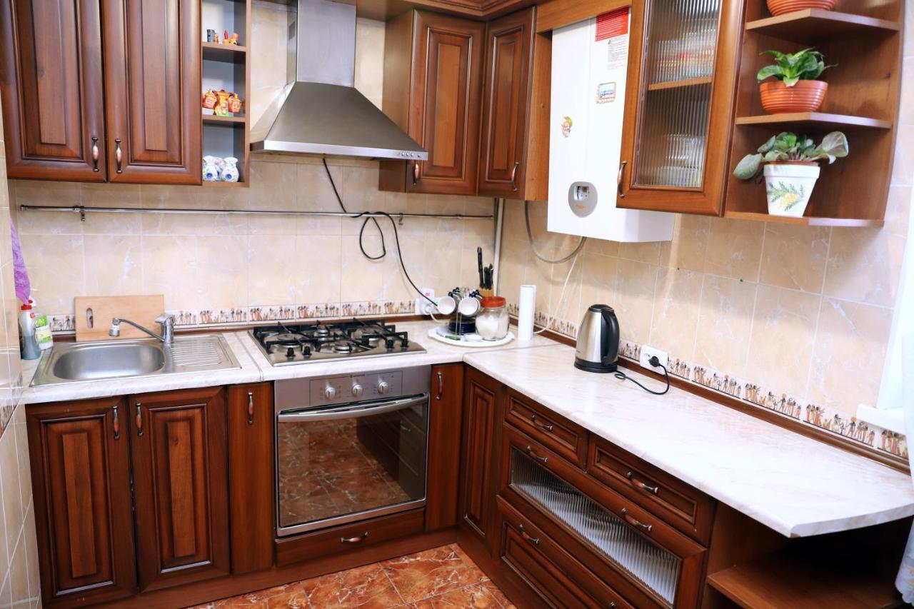 Apartment In Old Town On Zarvanska St Каменец-Подольский Экстерьер фото